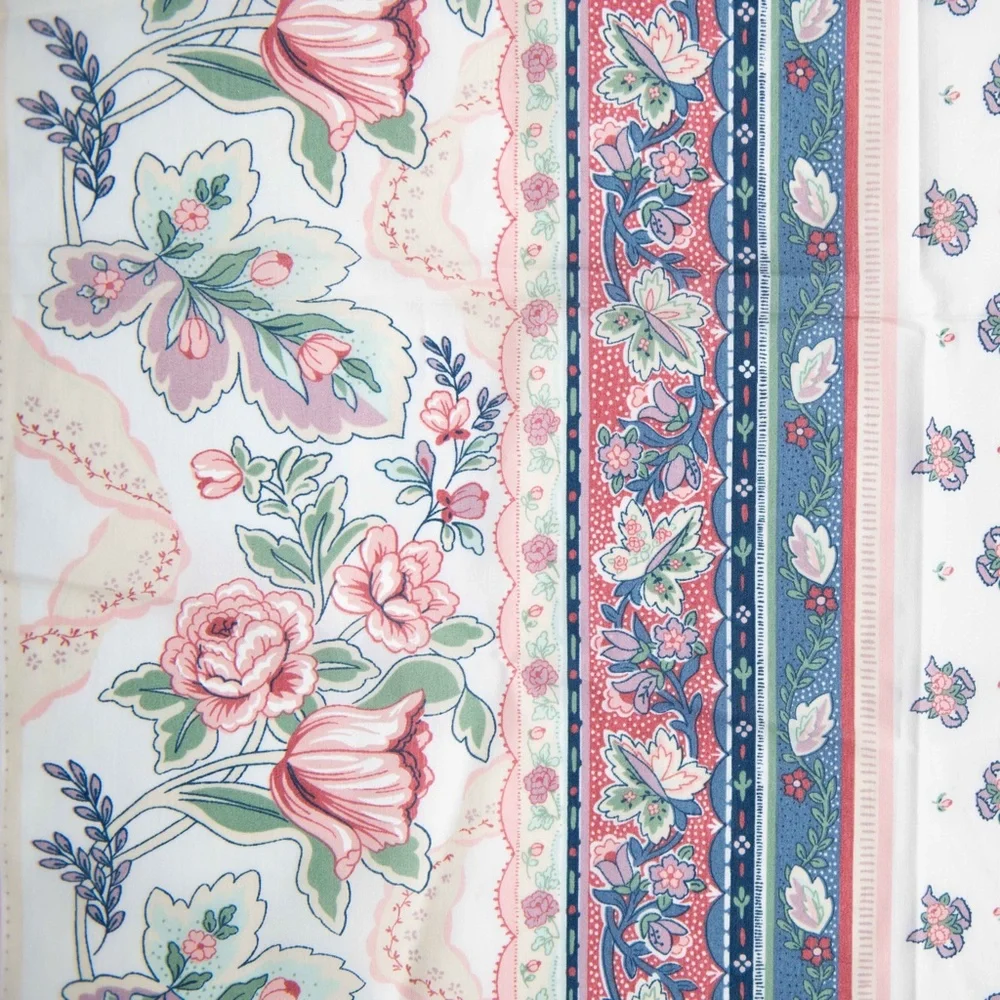 Set of 2 Vintage Floral Cottagecore Farmhouse Curtain Panels